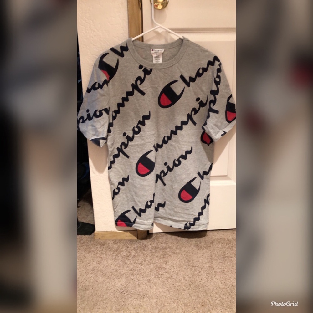 Champion T-shirt